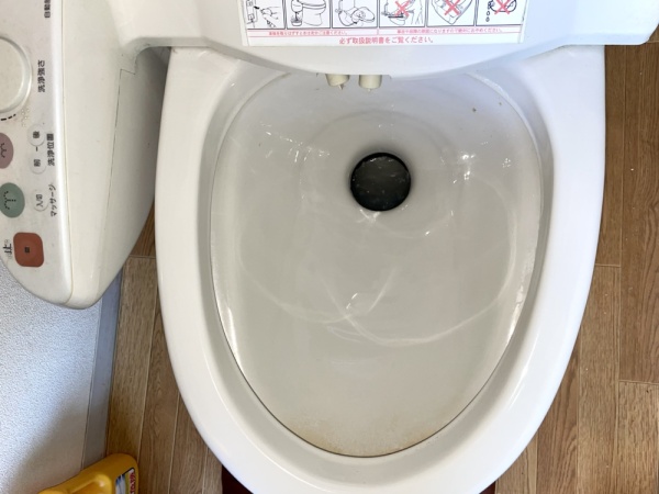 トイレつまり修理（排水管高圧洗浄）工事　工事前