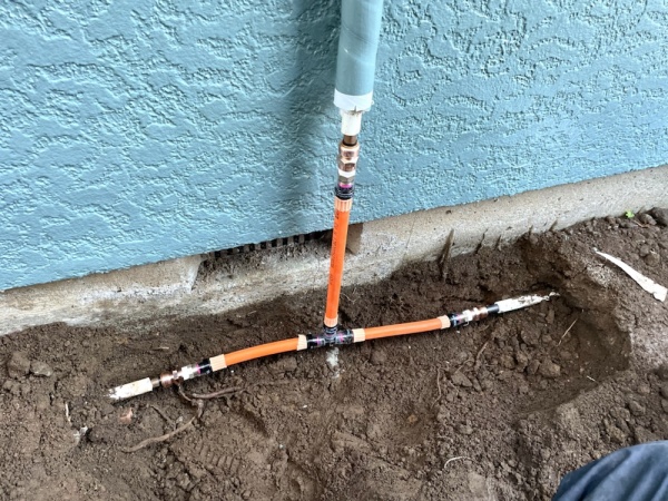 漏水修理（給湯管）工事　工事中　配管工事後