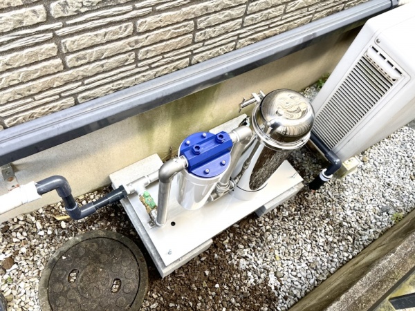 水道管直結式浄水器取り付け（交換）工事　工事中　新規水道管直結式浄水器取り付け配管工事後